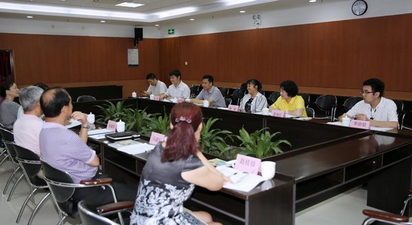 1530255388962851.jpg 座谈交流.jpg